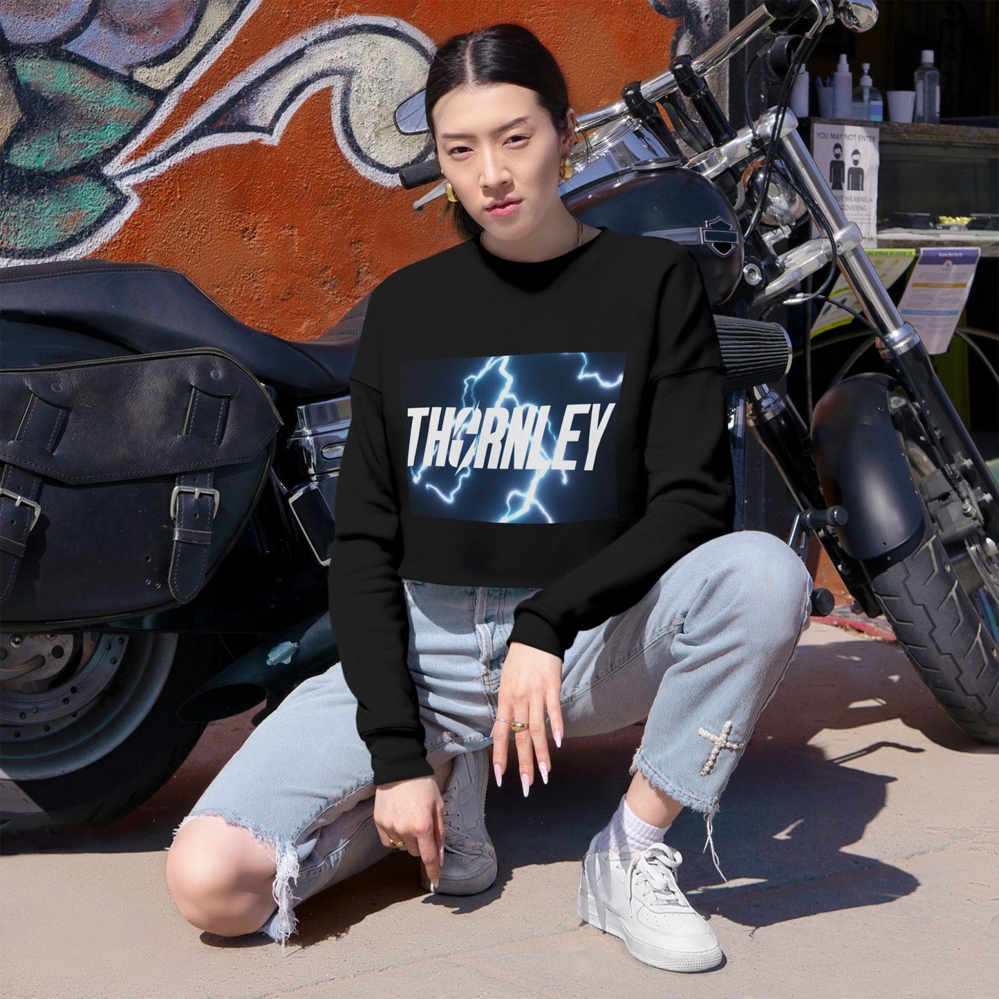 Thørnley Women's Cropped Sweatshirt